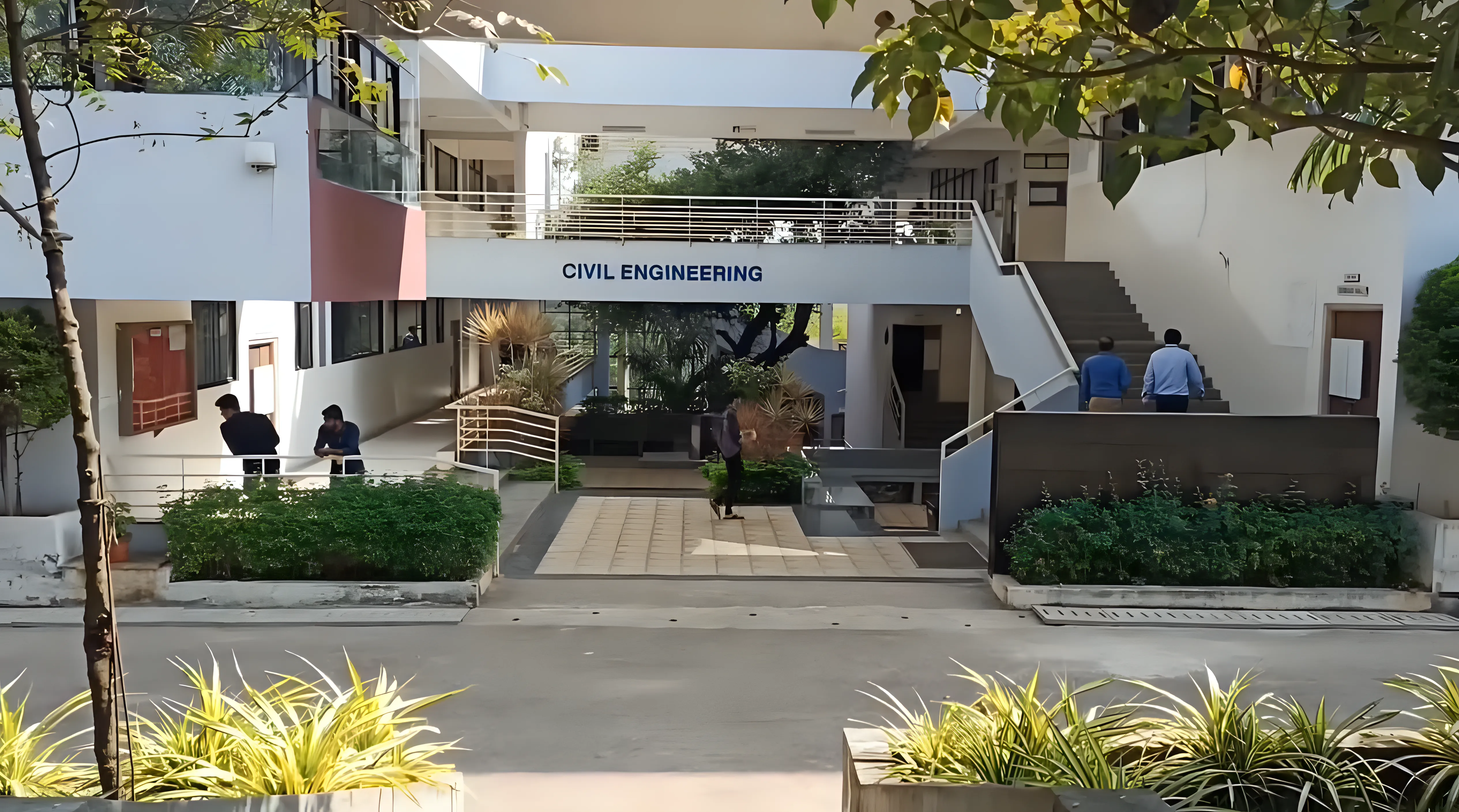 KLE Institute of Technology Hubli campus photo 6
